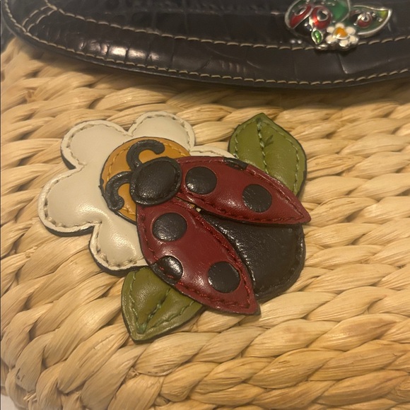 VTG Brighton Ladybug Appliqué Rattan Vegan Leather Crossbody Bag Cottagecore - Picture 14 of 15